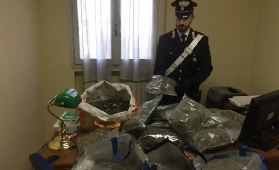 Reggio Emilia, sequestrati 20 chili di droga