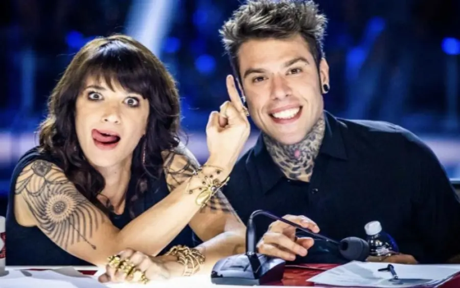 Fedez sta con Asia Argento: 