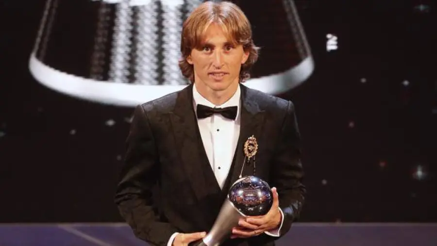 Ancora Modric: al croato il premio 