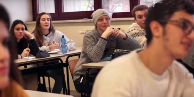 Simone, il 18enne per cui l'intera classe si era vaccinata, ha perso la battaglia col cancro