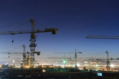 Scegliere la gru per il cantiere: alcuni suggerimenti utili